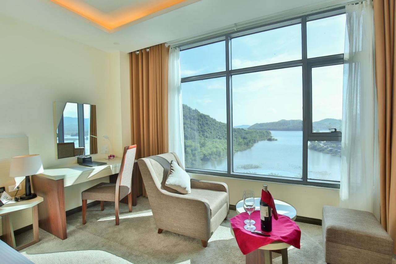 Muong Thanh Luxury Dien Lam Hotel Dien Chau Bagian luar foto