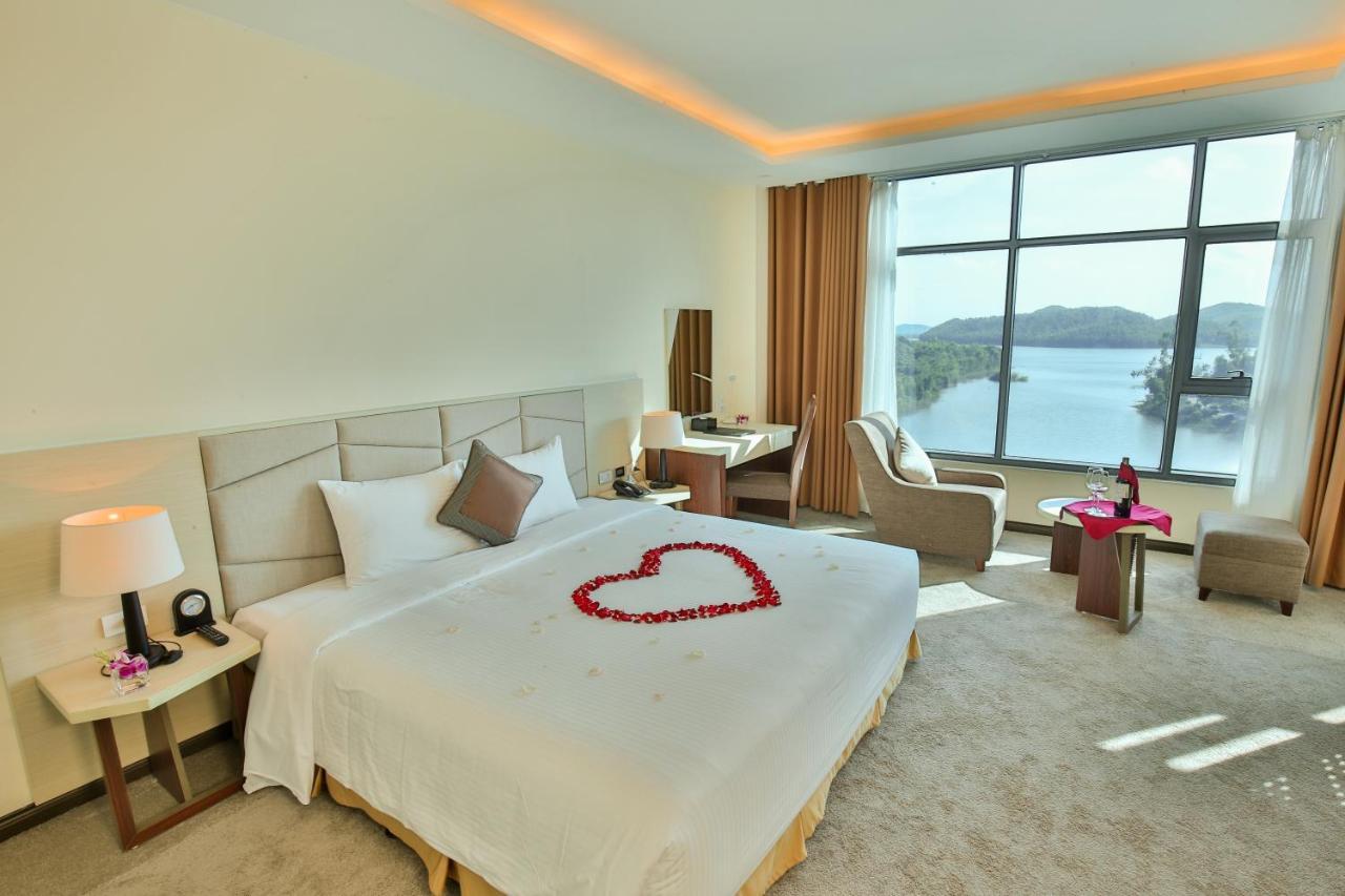 Muong Thanh Luxury Dien Lam Hotel Dien Chau Bagian luar foto